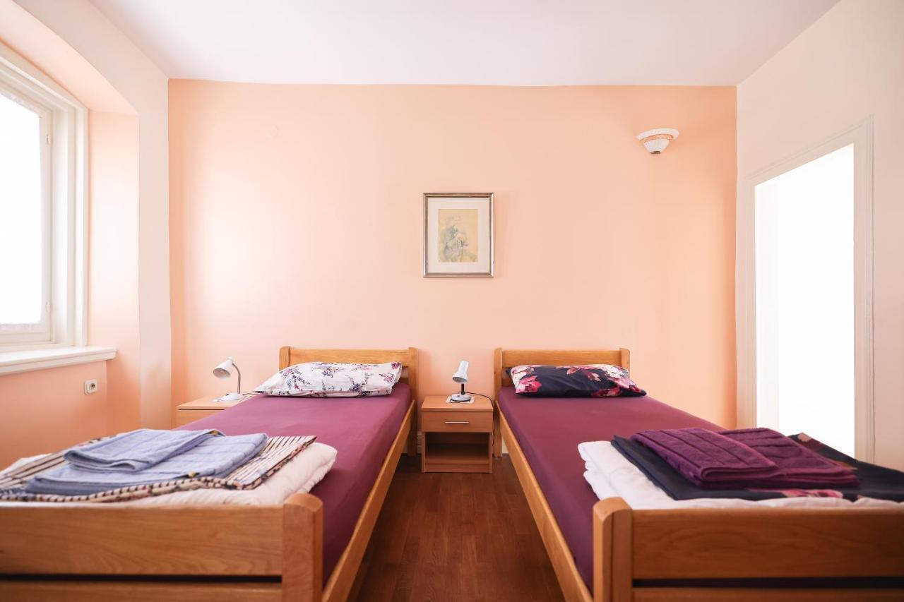 Two Bedroom Apartment In City Center Igor Zadar Exterior foto