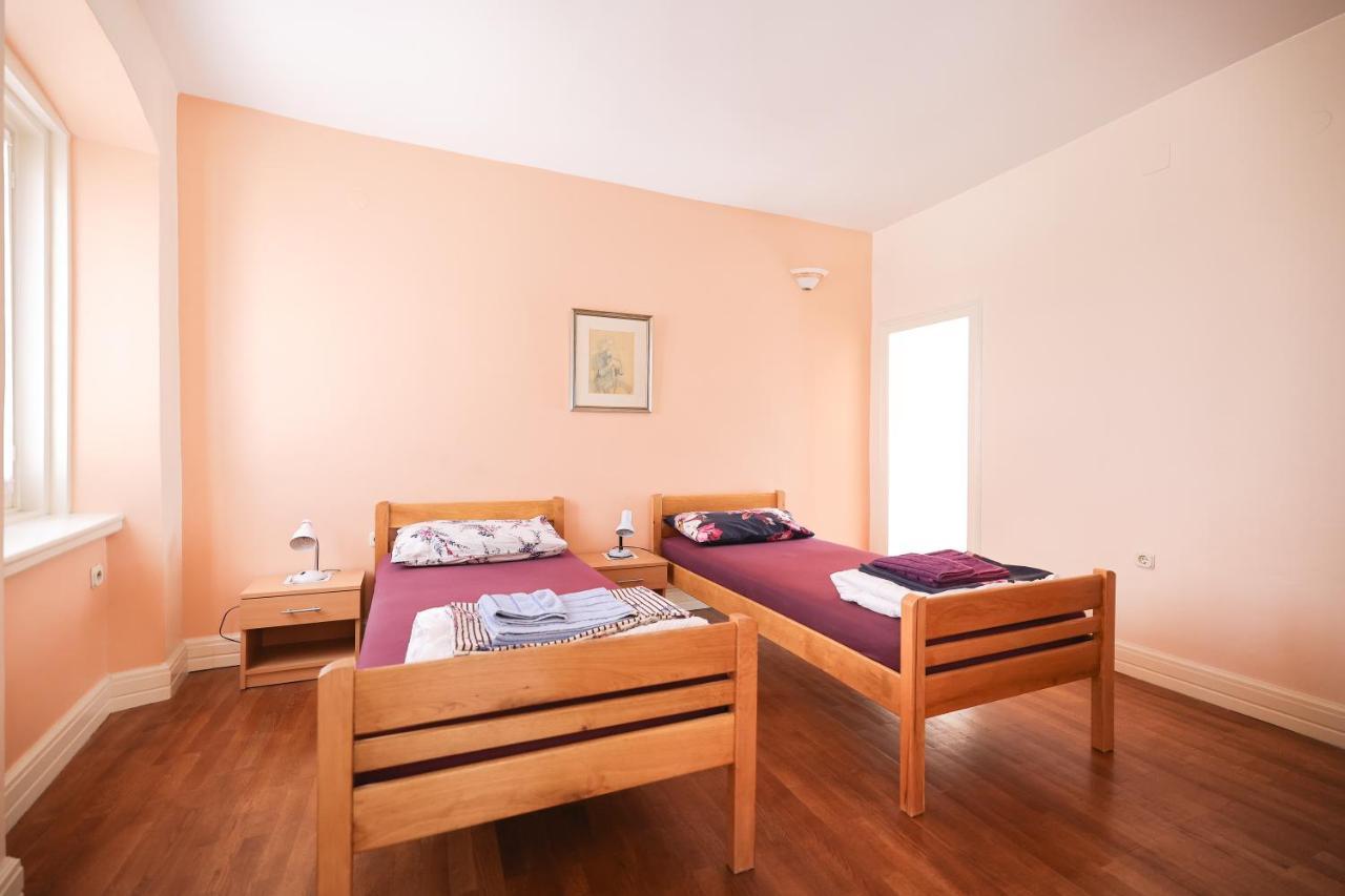 Two Bedroom Apartment In City Center Igor Zadar Exterior foto